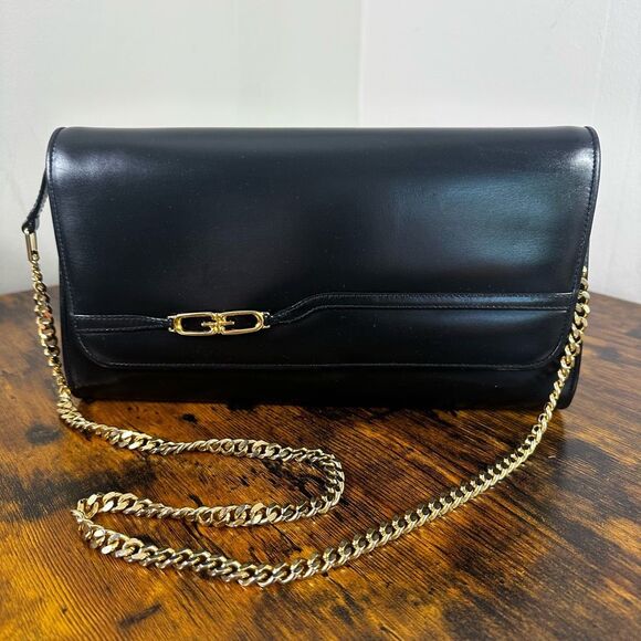 Gucci Handbags - Gucci Vintage Black Leather Chain Shoulder Bag